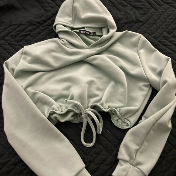 Fit Cropped Sweater - Picture 2 of 4